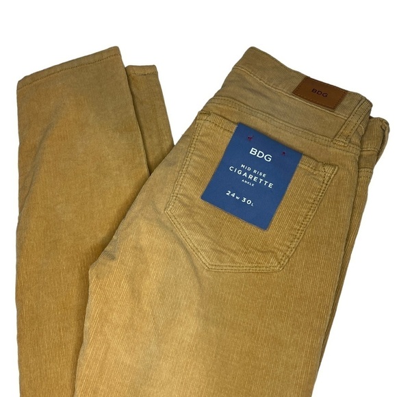 NWT UO BDG mid rise cigarette ankle pressed corduroy pants womens 24 caramel - Picture 3 of 10